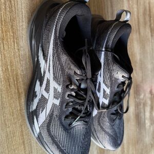 ASICS Superblast 2